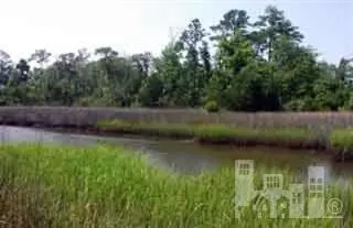 611 Hughes Rd, Hampstead, NC 28443 photo 9
