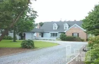 311 Olde Point Rd, Hampstead, NC 28443 photo 2
