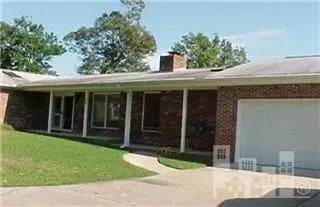166 Circle, Hampstead, NC 28443 photo 1