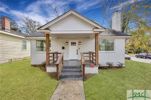 733 W Victory Dr, Savannah, GA 31405