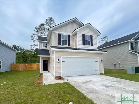 52 Buckingham Dr, Midway, GA 31320