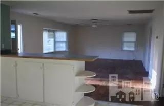 117 E Henry St, Atkinson, NC 28421 photo 5