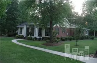 115 Pine St, Wallace, NC 28466 photo 1