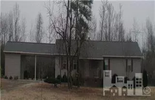 722 Kenan Loop Rd, Wallace, NC 28466 photo 2