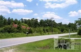 8986 Shiloh Rd, Ivanhoe, NC 28447 photo 2