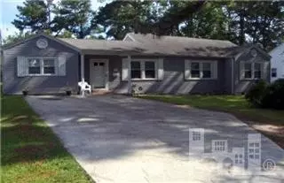 209 E Smith St, Whiteville, NC 28472 photo 1