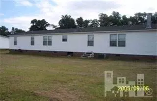 107 Daffodil Dr, Dudley, NC 28333 photo 2