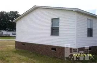 107 Daffodil Dr, Dudley, NC 28333 photo 4