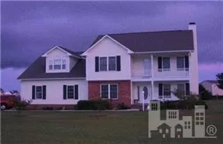 48 E Brenda Lee Dr, Hampstead, NC 28443 photo 1