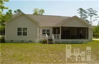 209 Hickory Ln, Hampstead, NC 28443 photo 2