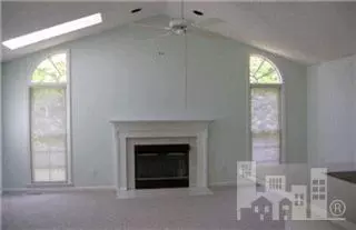 303 Olde Point Loop, Hampstead, NC 28443 photo 2