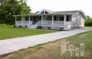 404 Raeford Rd, Hampstead, NC 28443 photo 3