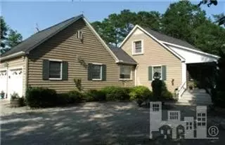 211 W Creekview Dr, Hampstead, NC 28443 photo 2
