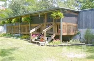669 Bay Harbour Dr, Hampstead, NC 28443 photo 2