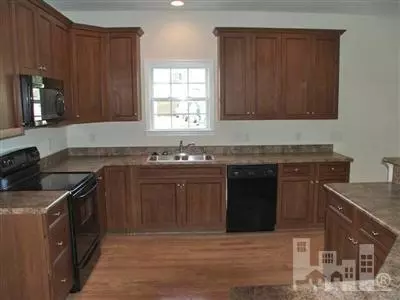 101 Mooney Ct, Hampstead, NC 28443 photo 5