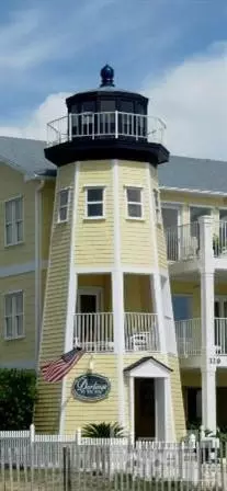 329 N Atlantic Ave, Kure Beach, NC 28449 photo 2