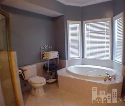 108 Fieldcrest Dr, Hampstead, NC 28443 photo 6
