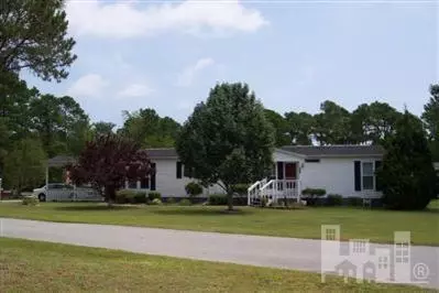 402 Quartermaster Ct, Hampstead, NC 28443 photo 2