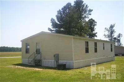 1230 W Main St, Clinton, NC 28328 photo 2