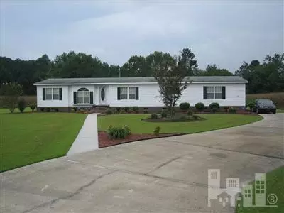174 Rock Rd, Wallace, NC 28466 photo 1