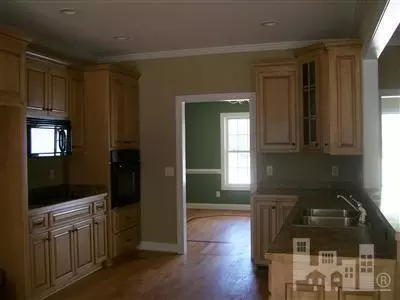 250 Pinecroft Dr, Dunn, NC 28334 photo 5