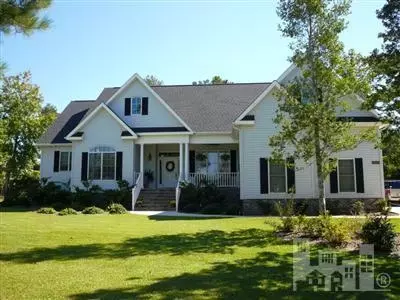 111 Olde Point Loop, Hampstead, NC 28443 photo 1