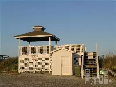 733 Sloop Pointe Ln, Kure Beach, NC 28449 photo 3