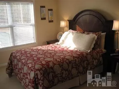 129 Holly Tree Ln, Hampstead, NC 28443 photo 5