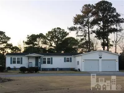 910 Lighthouse Ct, Hampstead, NC 28443 photo 1