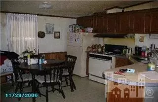 732 Bray St, Wallace, NC 28466 photo 3