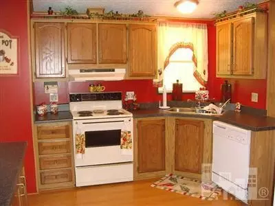 111 Breakers Ct, Hampstead, NC 28443 photo 9