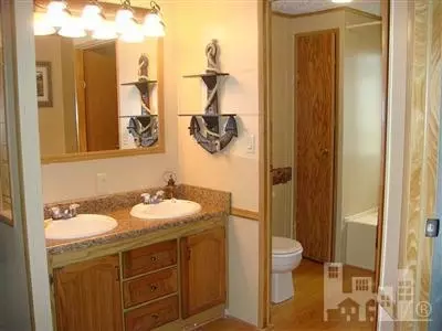 111 Breakers Ct, Hampstead, NC 28443 photo 12