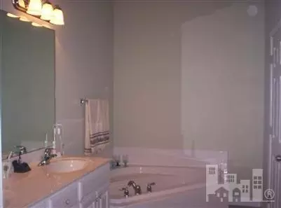 105 Thrasher Ct, Hampstead, NC 28443 photo 7