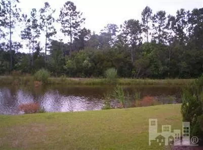105 Thrasher Ct, Hampstead, NC 28443 photo 2