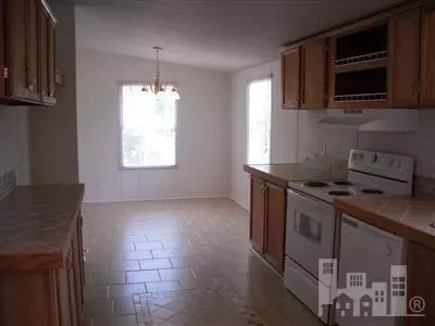 663 Bay Harbor Dr, Hampstead, NC 28443 photo 2