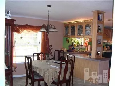 523 Groves Point Dr, Hampstead, NC 28443 photo 3