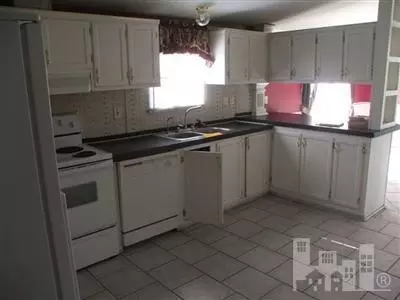 214 Harveys Ln, Hampstead, NC 28443 photo 3