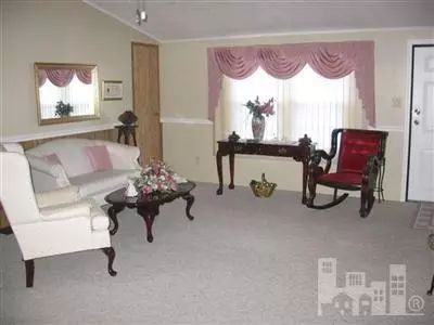 304 Dory Ct, Hampstead, NC 28443 photo 3