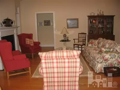 82 Scotlands Ct, Hampstead, NC 28443 photo 3