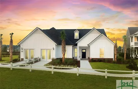 376 Mandeville Dr, Richmond Hill, GA 31324