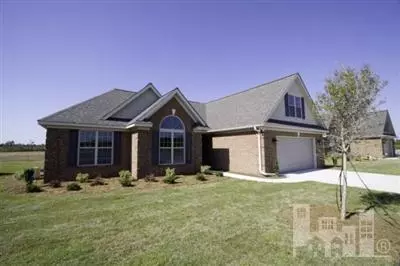 577 Highlands Dr, Hampstead, NC 28443 photo 1