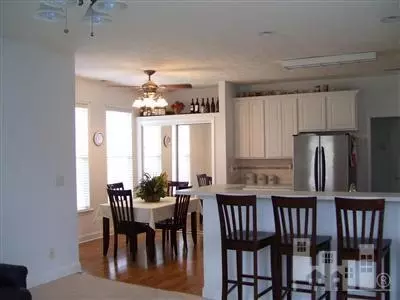 113 Middle Point Rd, Hampstead, NC 28443 photo 5