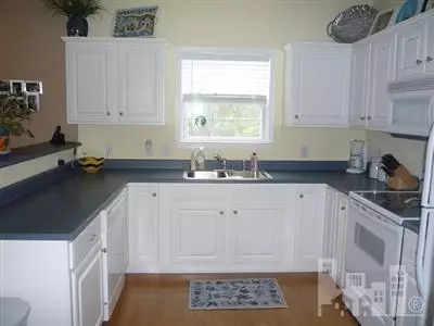 371 Emerald Ridge Dr W, Hampstead, NC 28443 photo 6