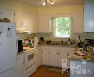 620 Five Bridge Rd, Clinton, NC 28328 photo 4