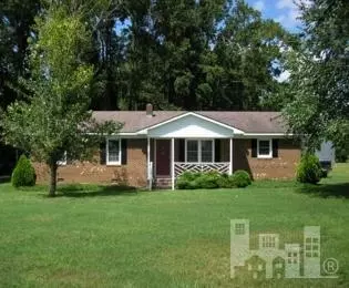 620 Five Bridge Rd, Clinton, NC 28328 photo 1