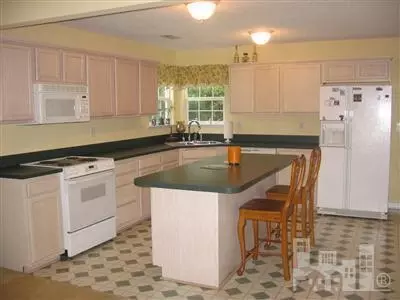 403 Masters Ln, Hampstead, NC 28443 photo 6