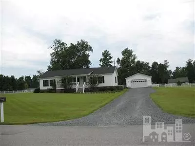 125 Derby Ln, Hampstead, NC 28443 photo 1