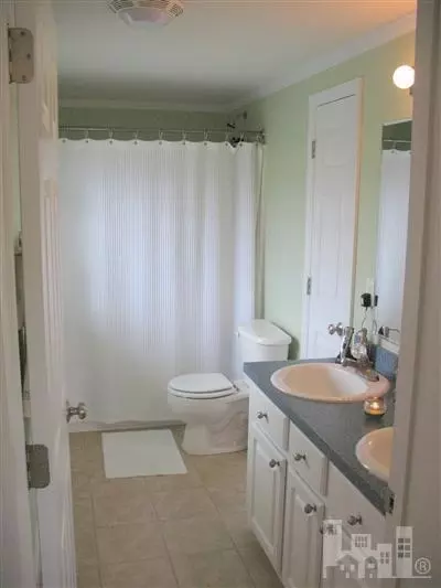 125 Derby Ln, Hampstead, NC 28443 photo 9