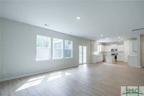 155 Binscombe Ln, Pooler, GA 31322 photo 7