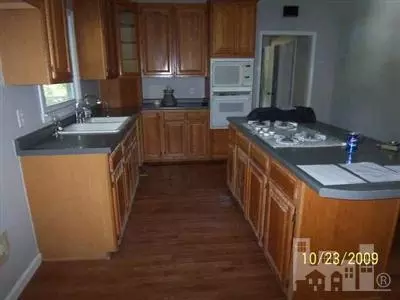 1270 Point Caswell Rd, Atkinson, NC 28421 photo 6